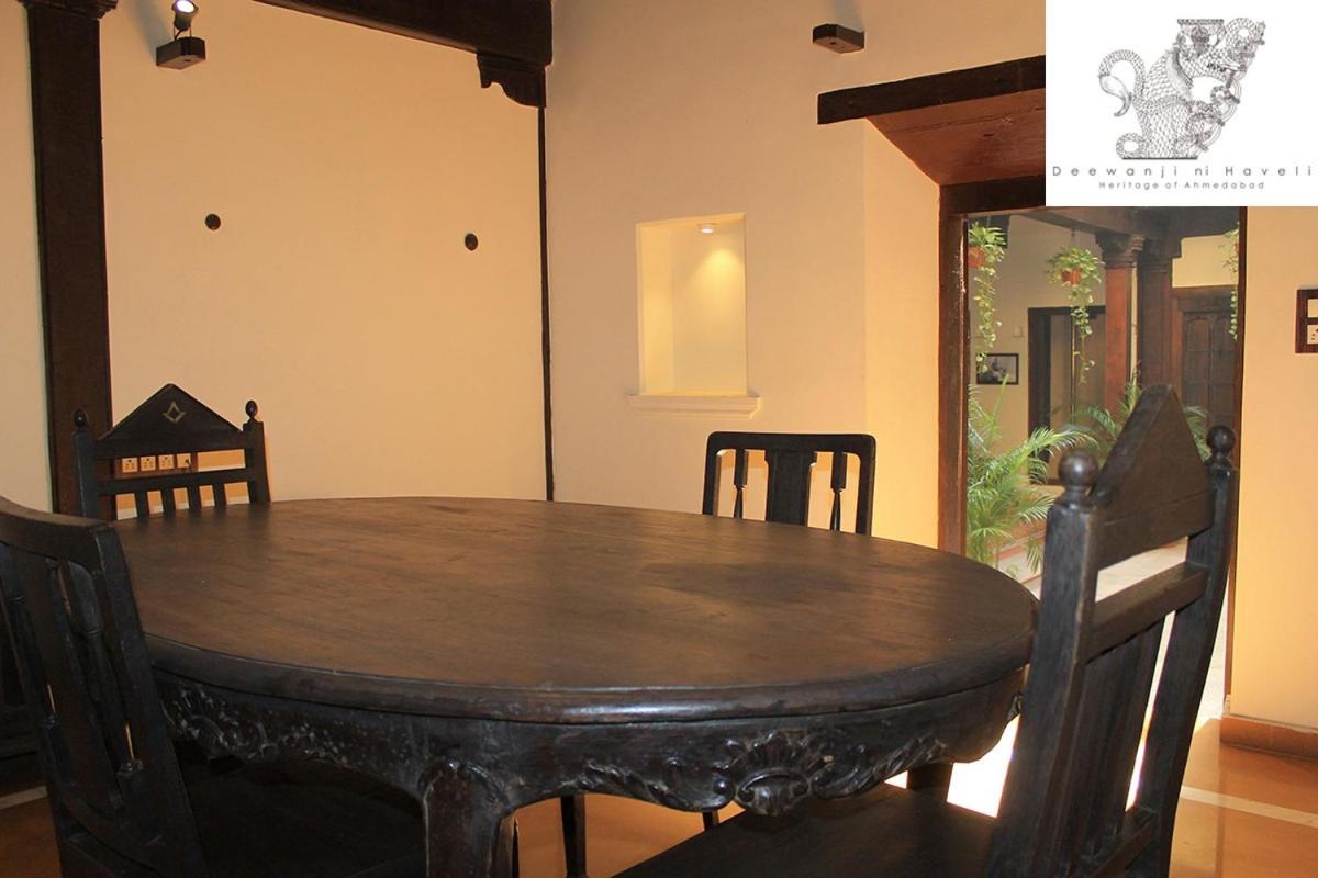 Deewanji Ni Haveli Bed & Breakfast Ahmedabad Eksteriør bilde
