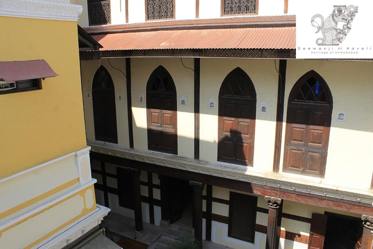 Deewanji Ni Haveli Bed & Breakfast Ahmedabad Eksteriør bilde