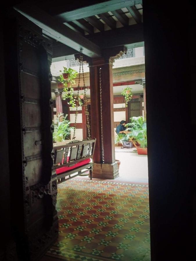Deewanji Ni Haveli Bed & Breakfast Ahmedabad Eksteriør bilde
