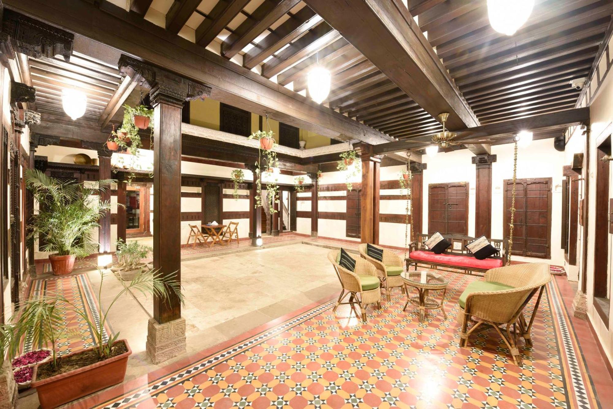Deewanji Ni Haveli Bed & Breakfast Ahmedabad Eksteriør bilde