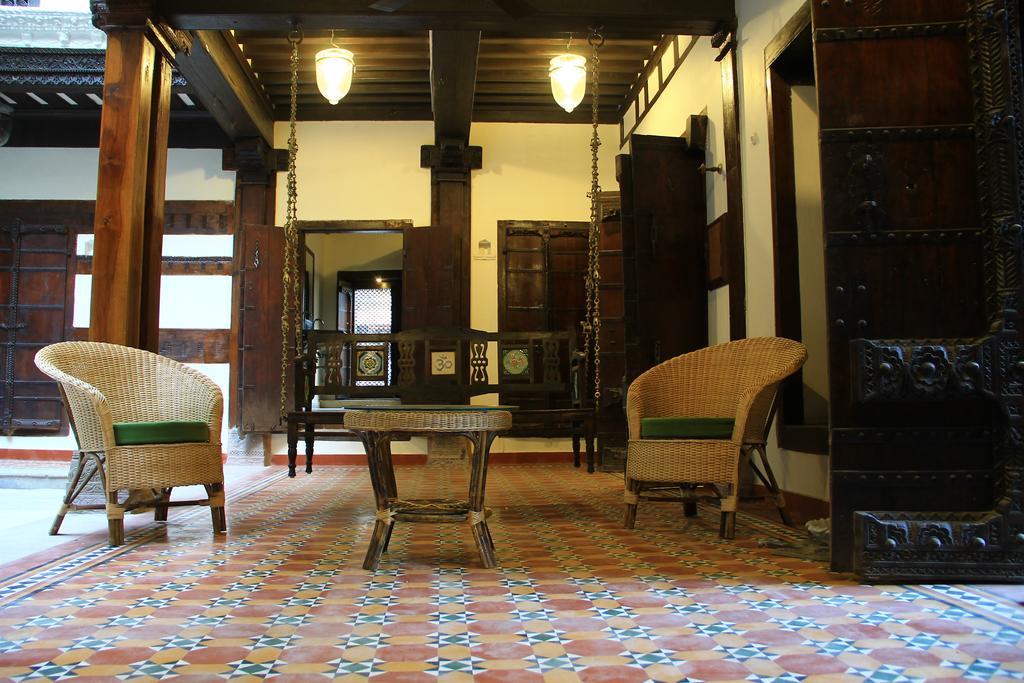 Deewanji Ni Haveli Bed & Breakfast Ahmedabad Eksteriør bilde