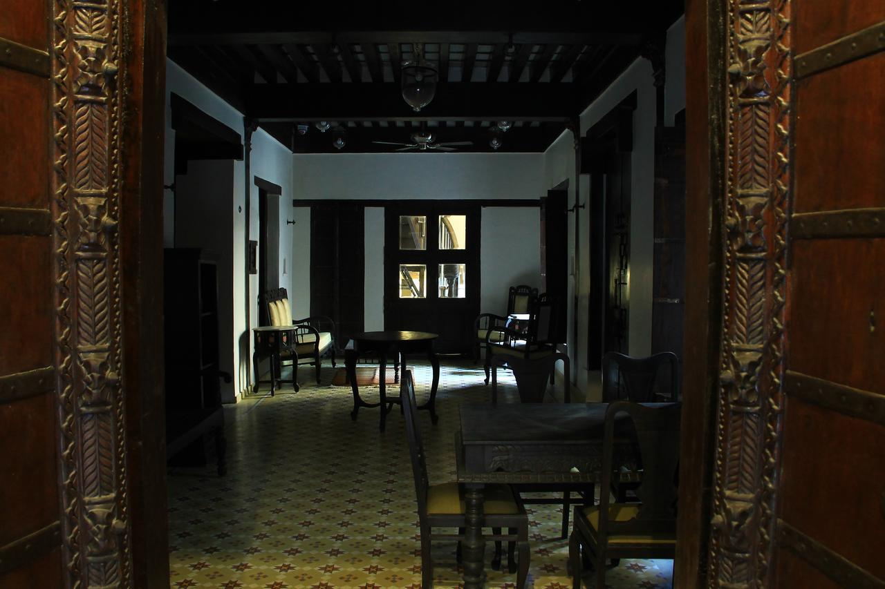 Deewanji Ni Haveli Bed & Breakfast Ahmedabad Eksteriør bilde