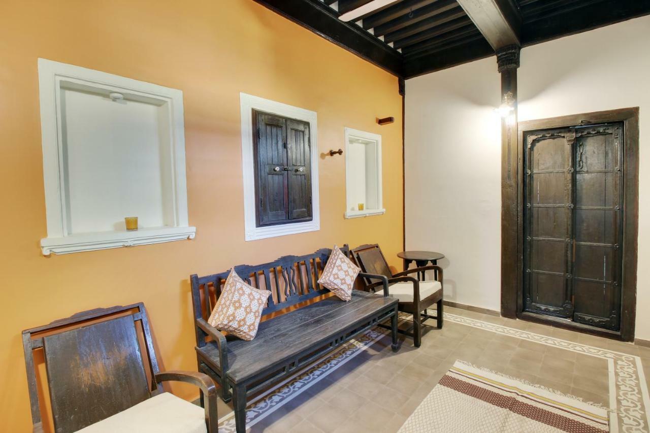 Deewanji Ni Haveli Bed & Breakfast Ahmedabad Eksteriør bilde